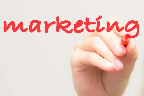 マーケティング（サラリーマン：大垣4）